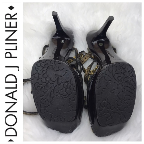 💕SALE💕Donald J Pliner Golden Grommet Strap Heels - Picture 5 of 8